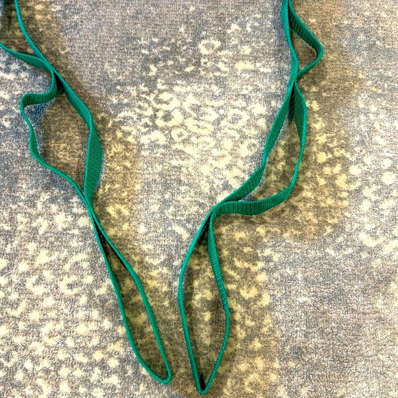 STRETCH OUT STRAP FOR STRETCHING AND THERABAND - Picture 3 of 11